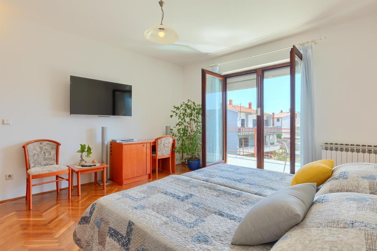 Apartment Christina プーラ エクステリア 写真