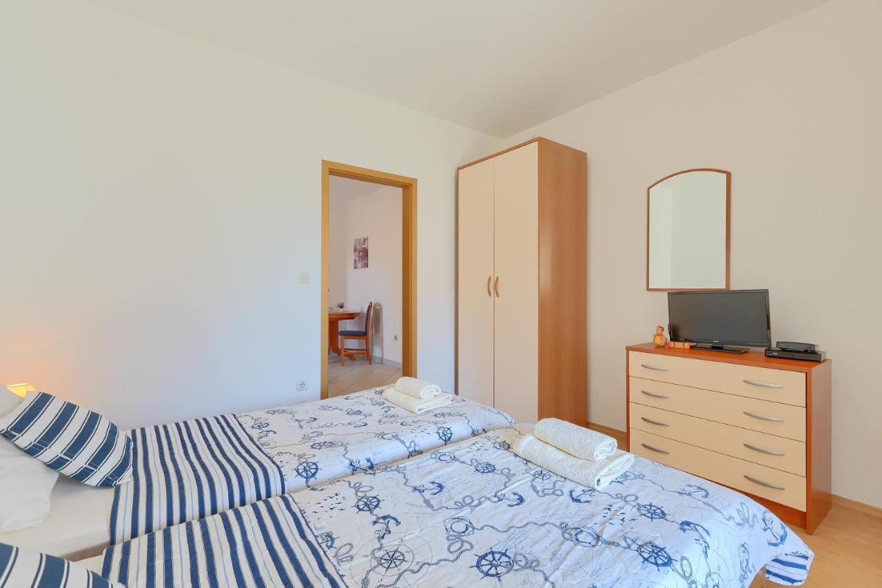 Apartment Christina プーラ エクステリア 写真